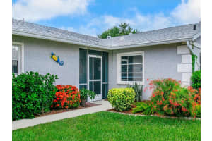 3661 BONAVENTURE COURT, SARASOTA, FL 34243 Sold 09/01/23