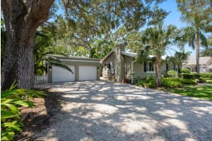 1734 BAHIA VISTA STREET, SARASOTA, FL 34239 Sold 11/21/23