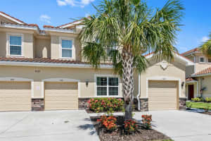 8382 ENCLAVE WAY, SARASOTA, FL 34243 Sold 08/15/23