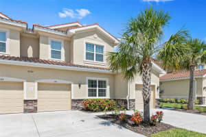 8382 ENCLAVE WAY, SARASOTA, FL 34243 Sold 08/15/23
