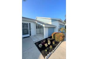 4307 KINGSTON LOOP, SARASOTA, FL 34238 Sold 09/15/23