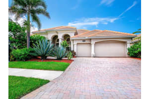7050 GRASSLAND COURT, SARASOTA, FL 34241 Sold 12/04/23