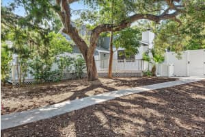 1211 VIEW DRIVE, SARASOTA, FL 34242 Sold 08/11/23
