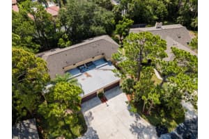 7939 PINEGLEN COURT, SARASOTA, FL 34238 Sold 11/29/23