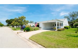 9419 KINGSTON DRIVE, BRADENTON, FL 34210 Sold 01/14/25