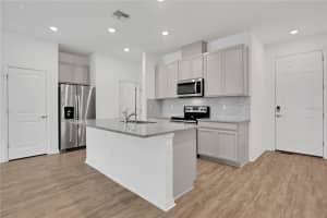 11539 WOODLEAF DRIVE, BRADENTON, FL 34211 Sold 12/04/23