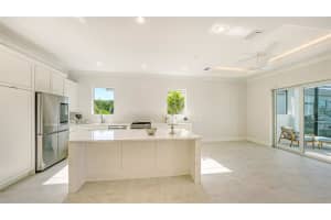 7708 SANDHILL LAKE DRIVE, SARASOTA, FL 34241 Sold 11/29/23