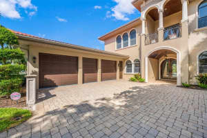3917 SPYGLASS HILL RD, SARASOTA, FL 34238 Sold 04/08/24