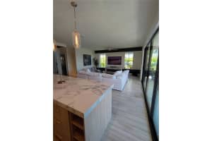 217 Garfield Dr, Sarasota, FL 34236, Sold 07/14/23
