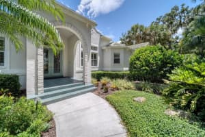 2662 DICK WILSON DRIVE, SARASOTA, FL 34240 Sold 10/04/23