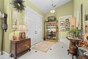 6110 GRIFFON CIRCLE, SARASOTA, FL 34243 Sold 08/17/23