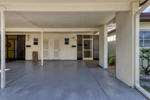 6260 GREEN VIEW CIRCLE, SARASOTA, FL 34231 Sold 11/30/23