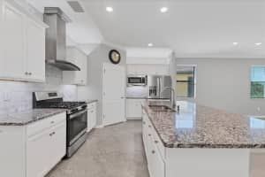 10202 MARBELLA DRIVE, BRADENTON, FL 34211 Sold 08/10/23