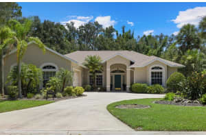 10802 WINGED FOOT TERRACE, LAKEWOOD RANCH, FL 34202 Sold 09/15/23