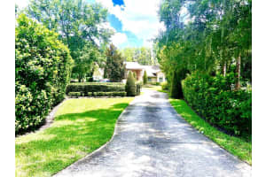 5132 LONDONDERRY LANE, WESLEY CHAPEL, FL 33543 Sold 10/12/23