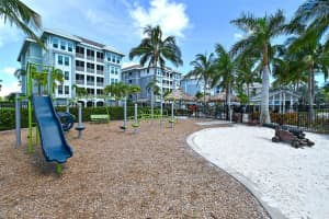 376 ARUBA CIRCLE, BRADENTON, FL 34209 Sold 09/27/23