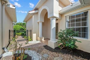 7803 33RD STREET, SARASOTA, FL 34243 Sold 11/10/23