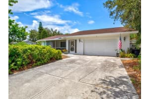 433 SHORE DRIVE, OSPREY, FL 34229 Sold 11/16/23
