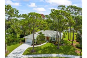 2092 TOCOBAGA LANE, NOKOMIS, FL 34275 Sold 10/17/23