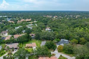 4323 LONGCHAMP DRIVE, SARASOTA, FL 34235 Sold 12/02/23