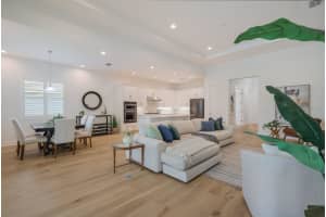 8213 REDONDA LOOP, LAKEWOOD RANCH, FL 34202 Sold 09/05/23