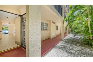 3700 S OSPREY AVE #118, SARASOTA, FL 34239 Sold 06/13/24