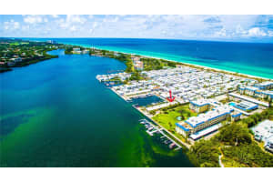 102 TWIN SHORES BOULEVARD, LONGBOAT KEY, FL 34228 Sold 11/03/23