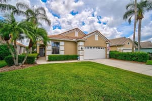 4063 Caddie Dr E, BRADENTON