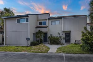 923 BYRON LN #12-C, SARASOTA, FL 34243 Sold 01/05/24