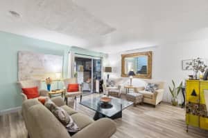 923 BYRON LN #12-C, SARASOTA, FL 34243 Sold 01/05/24