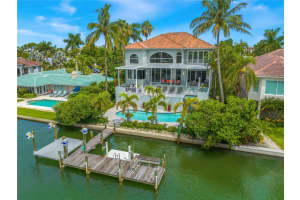 442 CLEVELAND DRIVE, SARASOTA, FL 34236 Sold 09/27/23