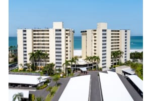 19 WHISPERING SANDS DRIVE, SARASOTA, FL 34242 Sold 03/04/24