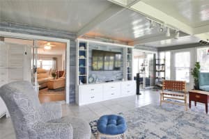 8528 COUNTESS AVENUE CIRCLE, PALMETTO, FL 34221 Sold 09/12/23