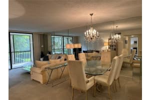 1955 GULF OF MEXICO DRIVE, LONGBOAT KEY, FL 34228 Sold 03/18/24