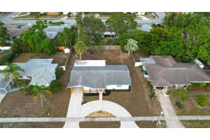 6455 COLONIAL DRIVE, SARASOTA, FL 34231 Sold 02/27/24