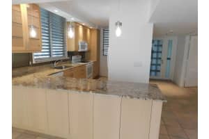 1085 GULF OF MEXICO DRIVE, LONGBOAT KEY, FL 34228 Sold 08/12/24
