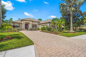 7922 EDMONSTON CIRCLE, BRADENTON, FL 34201 Sold 10/12/23