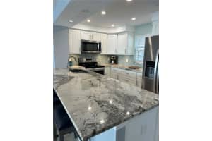 1350 PORTOFINO DRIVE, SARASOTA, FL 34242 Sold 09/19/23