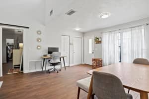 3018 WOODPINE LANE, SARASOTA, FL 34231 Sold 02/20/24