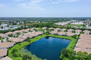 4917 MAYMONT PARK CIRCLE, BRADENTON, FL 34203 Sold 09/08/23