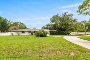 3831 FOREST LAKE DRIVE, SARASOTA, FL 34232 Sold 05/13/25