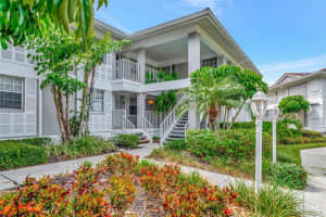 1113 EDGEWATER CIRCLE, BRADENTON, FL 34209 Sold 01/30/25