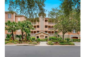 5219 MANORWOOD DRIVE, SARASOTA, FL 34235 Sold 09/12/23
