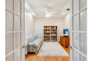 5219 MANORWOOD DRIVE, SARASOTA, FL 34235 Sold 09/12/23