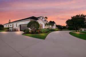 10152 CHERRY HILLS AVENUE CIRCLE, BRADENTON, FL 34202 Sold 09/08/23