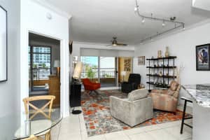 100 CENTRAL AVENUE, SARASOTA, FL 34236 Sold 10/27/23