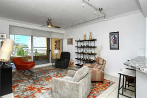 100 CENTRAL AVENUE, SARASOTA, FL 34236 Sold 10/27/23