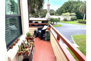 200 SPRING LAKES BOULEVARD, BRADENTON, FL 34210 Sold 11/29/23
