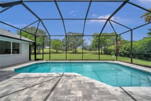 6202 GLEN ABBEY LANE, BRADENTON, FL 34202 Sold 11/01/23