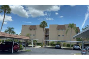 1330 GLEN OAKS DRIVE, SARASOTA, FL 34232 Sold 09/30/24
